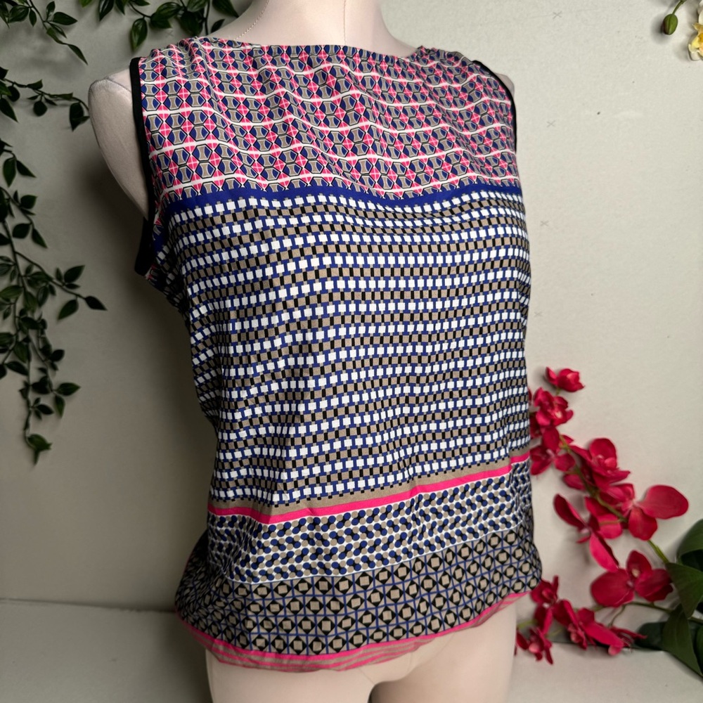 🩷 Ann Taylor Top 💙